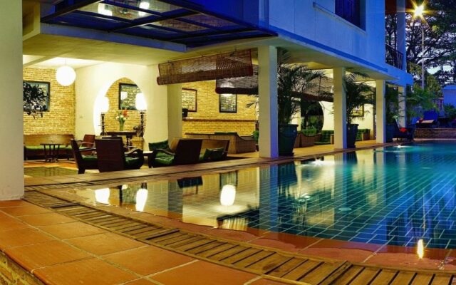 Villa Silk Road Hotel