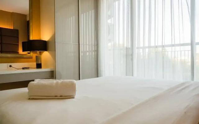 Luxurious 1BR At Dago Suites Apartment