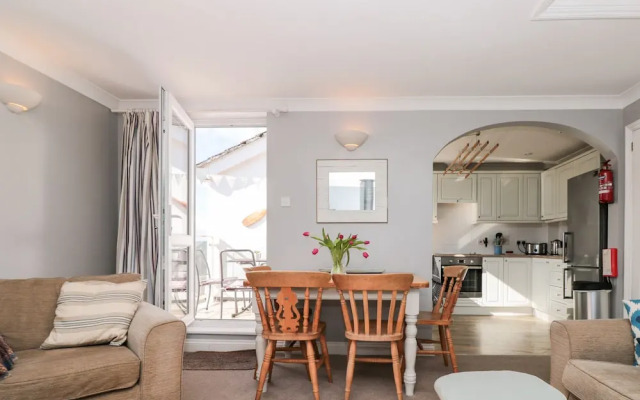 3 West Park Mews