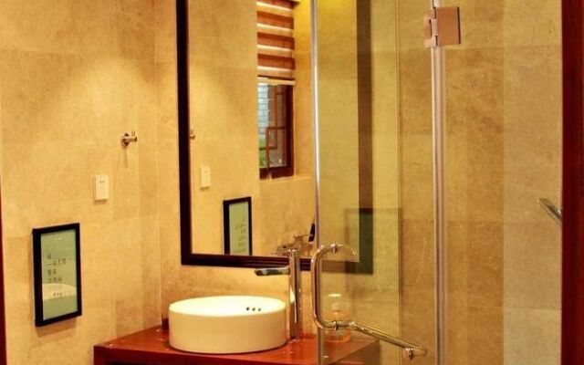 Lijiang Yongli Five Yard