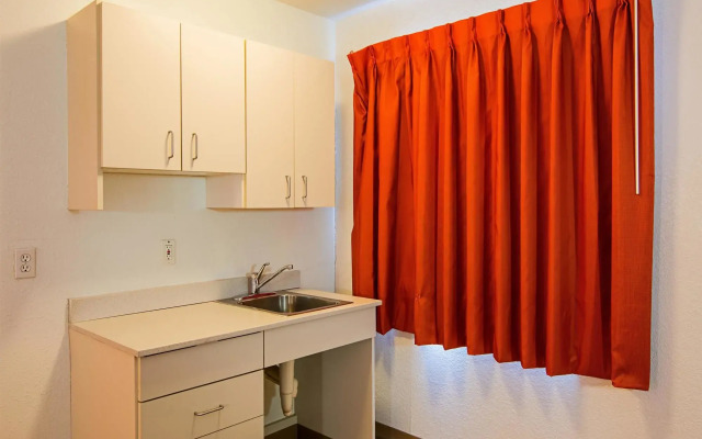 Motel 6 Little Rock, AR - South