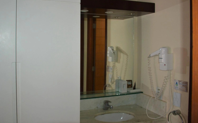 Elegance Flat - Beira mar - Apto202 luxo lateral