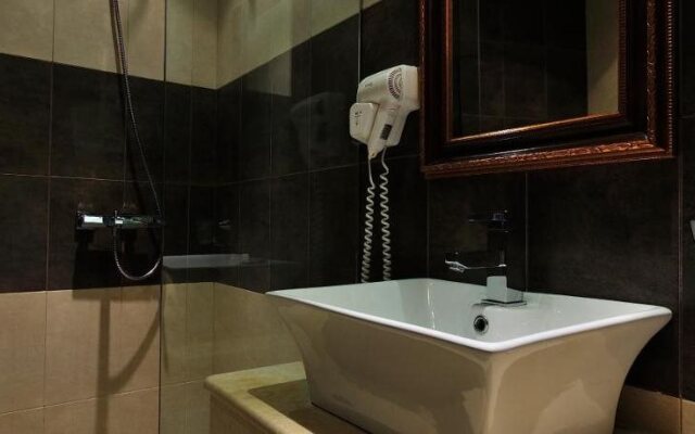 City Art Hotel