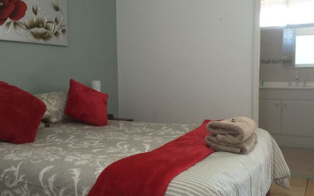 The Nosh & Nod - Avon Terrace