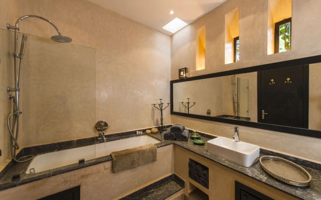 L' Amandier Hotel & Villas