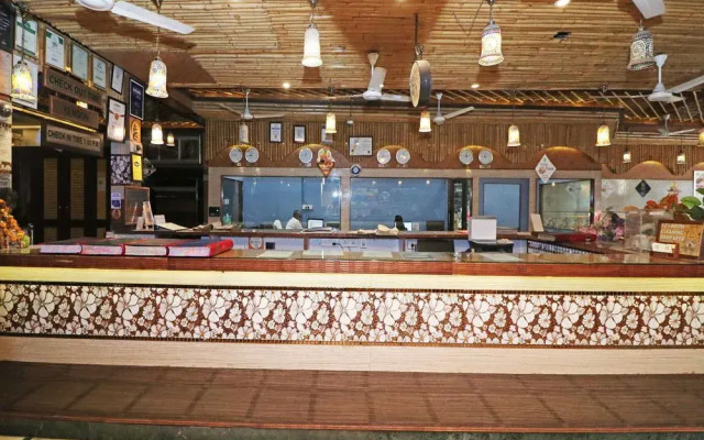 OYO 13653 Hotel Hari Piorko Grand