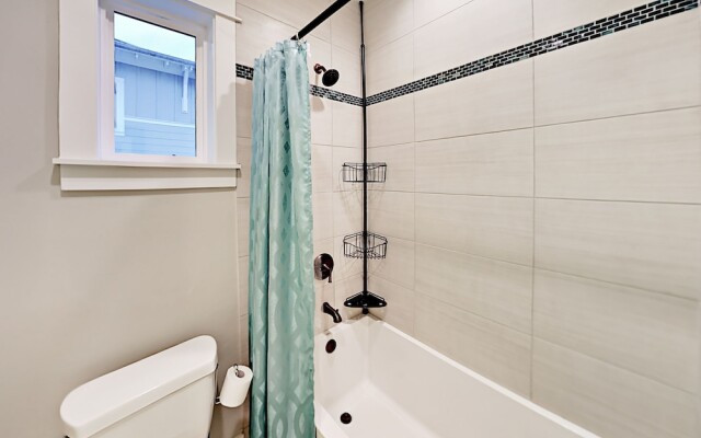 132 Reserve - 3 Br Home