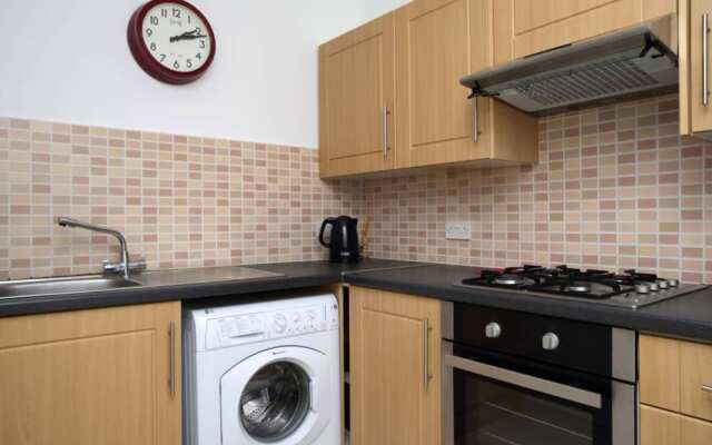 2 Bedroom Bruntsfield Apartment