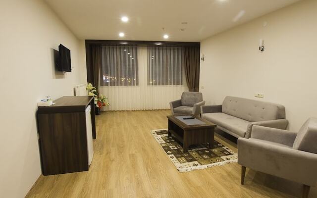 Liva Hotel