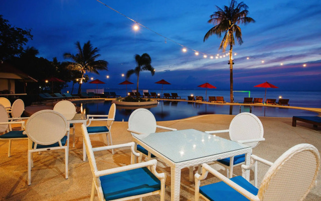 Sunset Beach Club Hotel & Spa