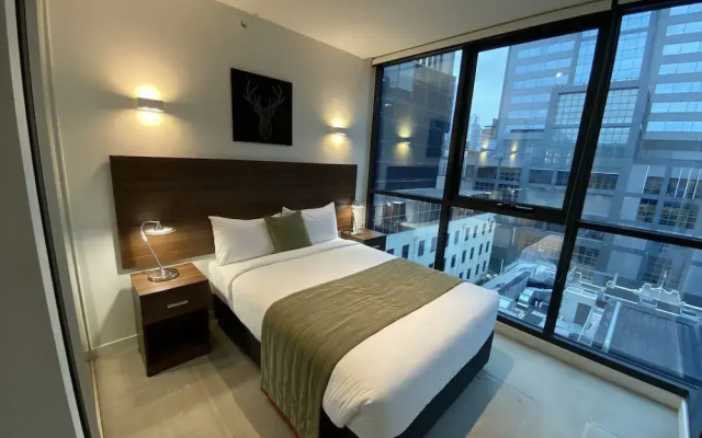 Flinders Street Apartments