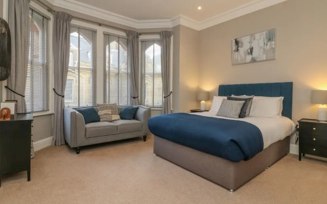 7 Belgrave Apartments