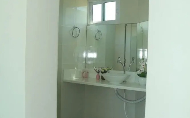 Mansao 6 suites c piscina e jacuzzi 082M