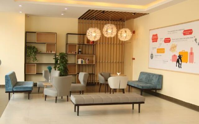 Motel Hotel (Guangzhou Luoxi Bridge Xiajiao Subway Station)