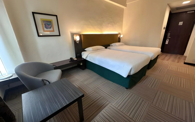 Strand Hotel (SG Clean Certified)