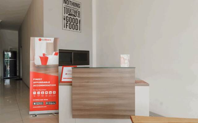 RedDoorz Apartment @ Ayodhya Tangerang