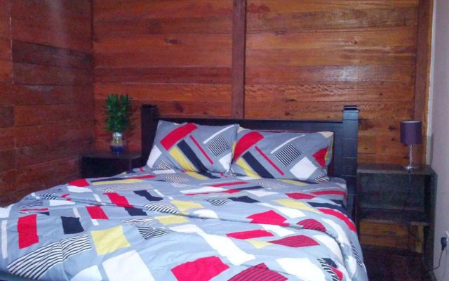 Funky Huts Guest House