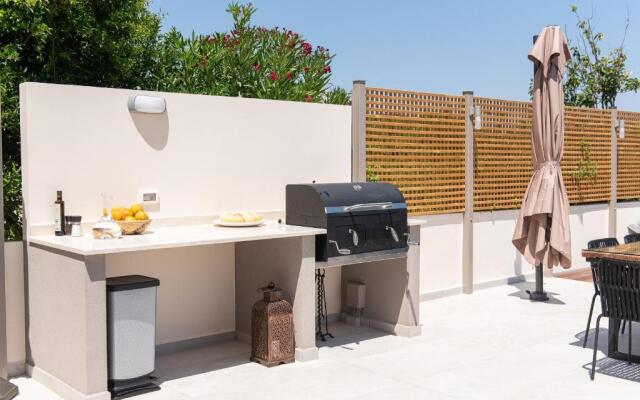 ELIDA -pool, billiard, views, 4min walk to the sea