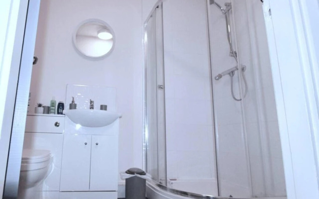 Remarkable 3-bed Apartment in Newport Pagnell