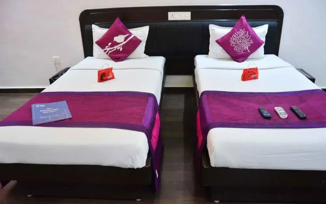 OYO Rooms Court Circler