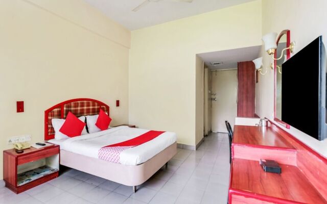 Oyo 60852 Hotel Residency Park
