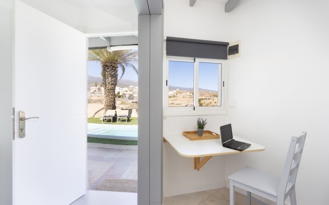 Oasis Tenerife Studio 2