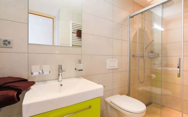 Apartmenthaus Riederhoru A EG