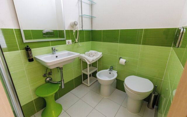 Onlyrooms II - Old Town & Typical Food