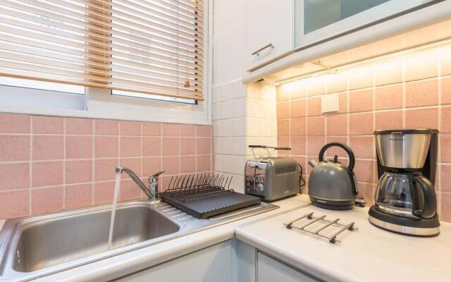 Comfortable flat next to Acropolis Museum