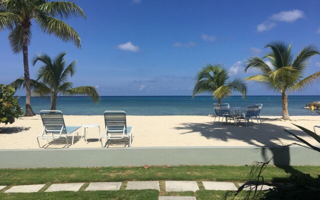 The Grandview Condos on Seven Mile Beach