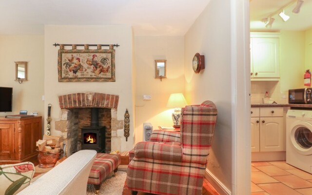 6 George Yard