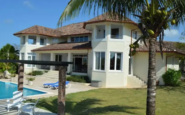 Villa de la Fiesta With Ocean View
