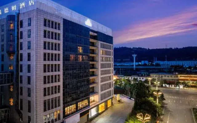 Wyndham Days Square Hotel