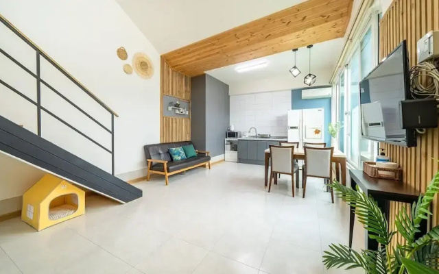 Gapyeong Two Dog Place Pension