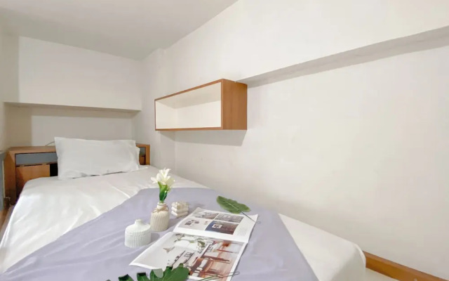 Tidy Trendy Studio Apartment Dave