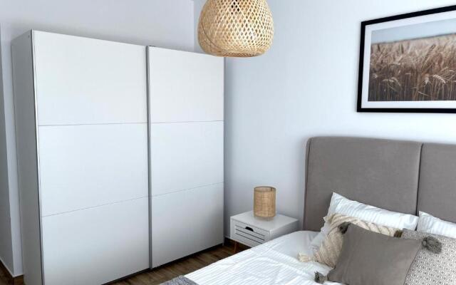 The Palm 1 - free parking central apartment