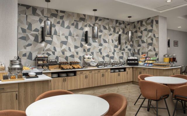 Doubletree by Hilton Chattanooga Hamilton Place