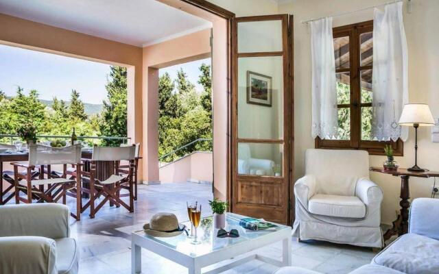 Garden House, up to 8px 1km from Fiskardo