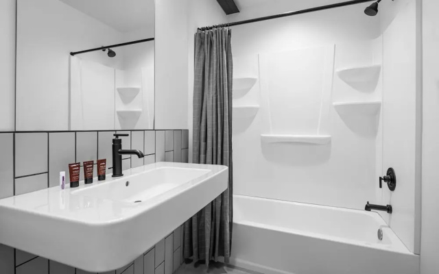 Bposhtels SLC