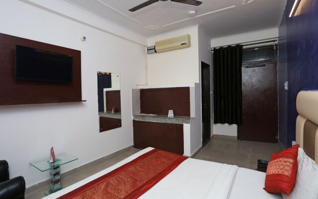 OYO 14919 Hotel Airport Vatika