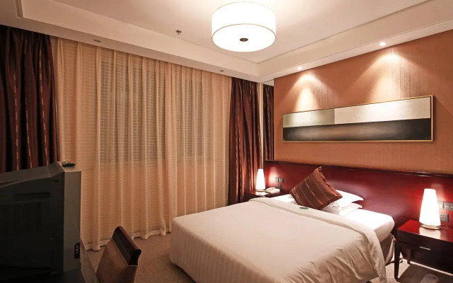 Century Mandarin Hotel