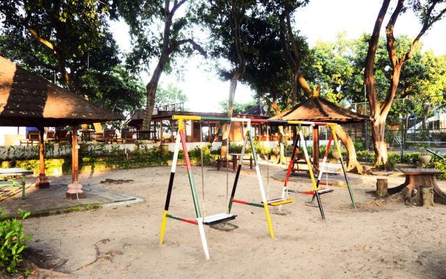 Club Bali Family Suites @Legian Beach