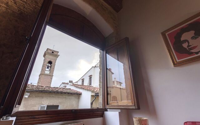 Ponte Vecchio Suite by Home Sharing