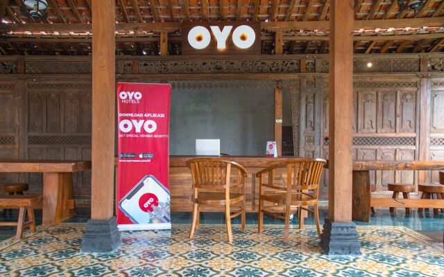 OYO 594 Joglo Manggisan Syariah