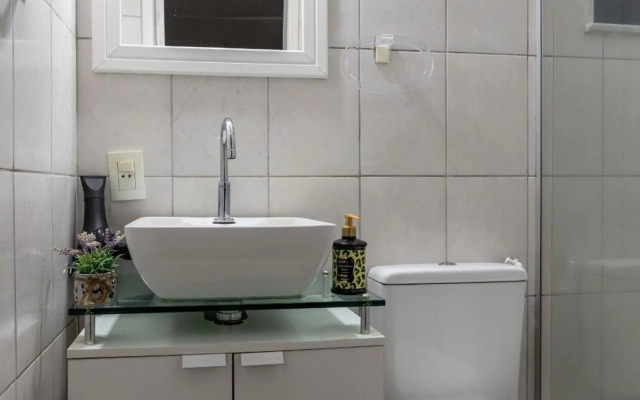 Pineapples PM203 - Moderno apartamento em Ipanema