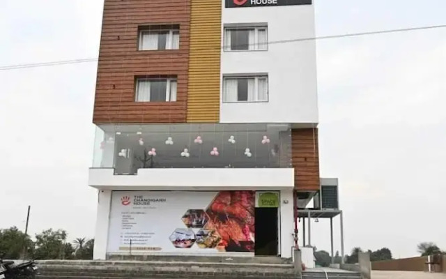 MadStays The Chandigarh House, Bhopal