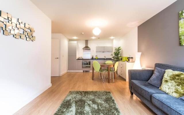 *AH4U* 2-Bed Apartment