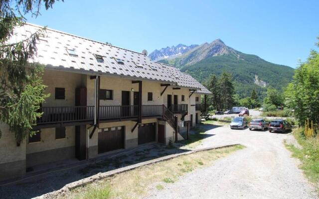 Appartement Le Monêtier-les-Bains, 2 pièces, 5 personnes - FR-1-330F-158