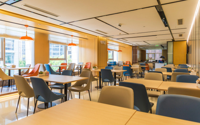 Holiday Inn Express Xian North by IHG