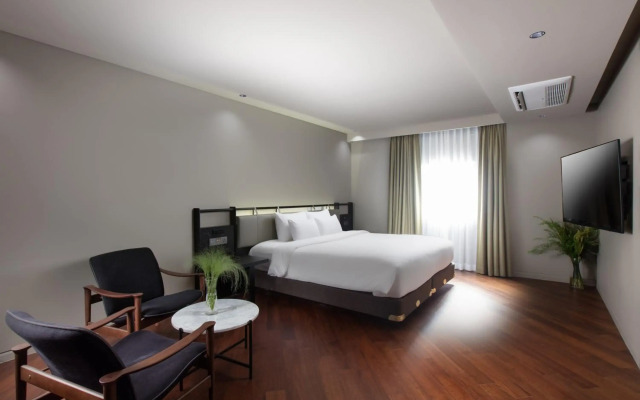 SR Suites Pangyo